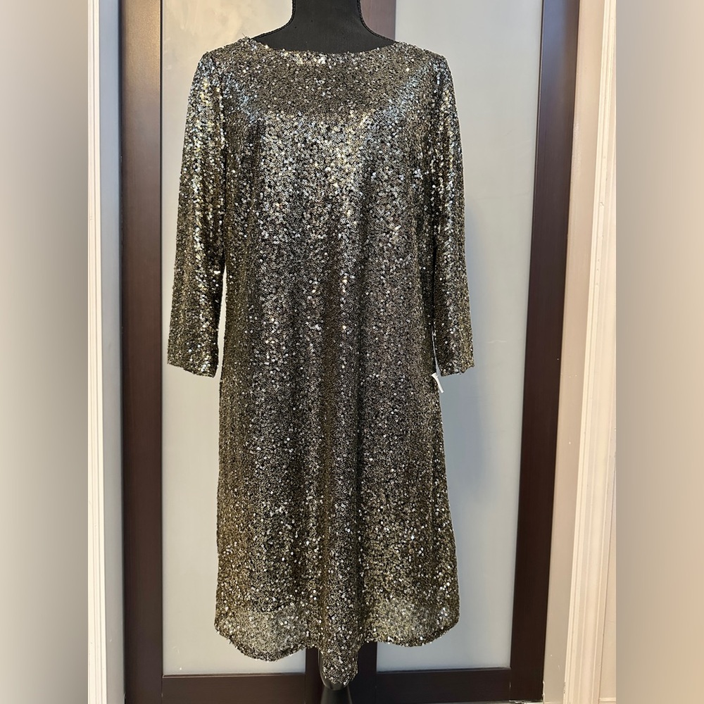 ‼️New Year’s Clearance‼️ NWT Gold Sequin Dress Size M